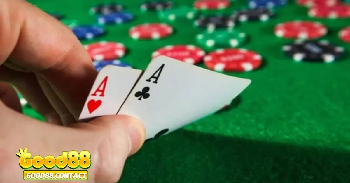 Mẹo Đánh Chắn Good88 Dễ Ù - Giữ Bài Khôn Ngoan 3 Luôn quan sát đối thủ